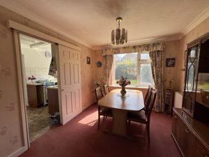 DINING ROOM THRO TO KITCHENB- click for photo gallery